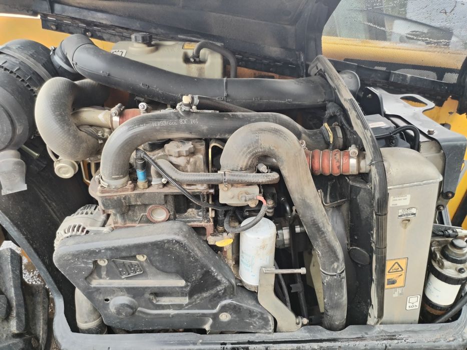 Ładowarka teleskopowa JCB 527-58
