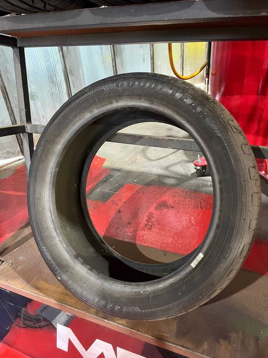 Good Year Efficient Grip - 205/50 R17 93V