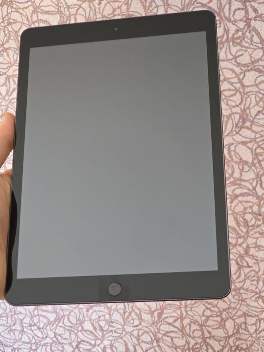 Ipad 8 128gb акумулятор 90%