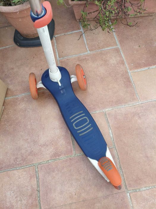 2 Trotinetes Criança Oxelo (Decathlon) – 3 rodas – Bom estado