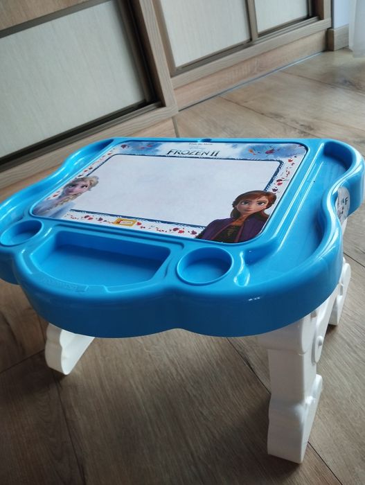 Stolik elsa frozen