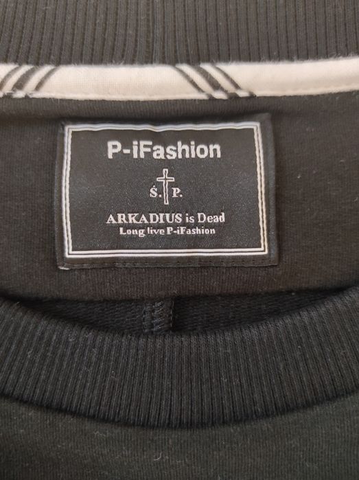 Arkadius is dead, long life P-iFashion. T-shirt damski