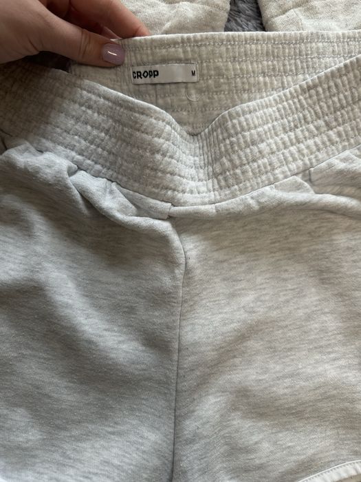 Жіночі шорти літні