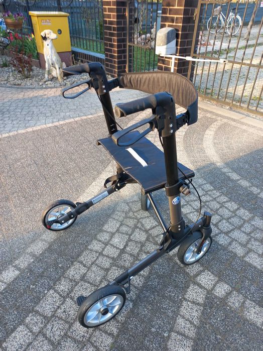 lekki chodzik balkonik rollator  Quava Vermeiren terenowy