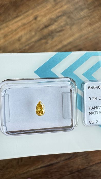 Diament naturalny