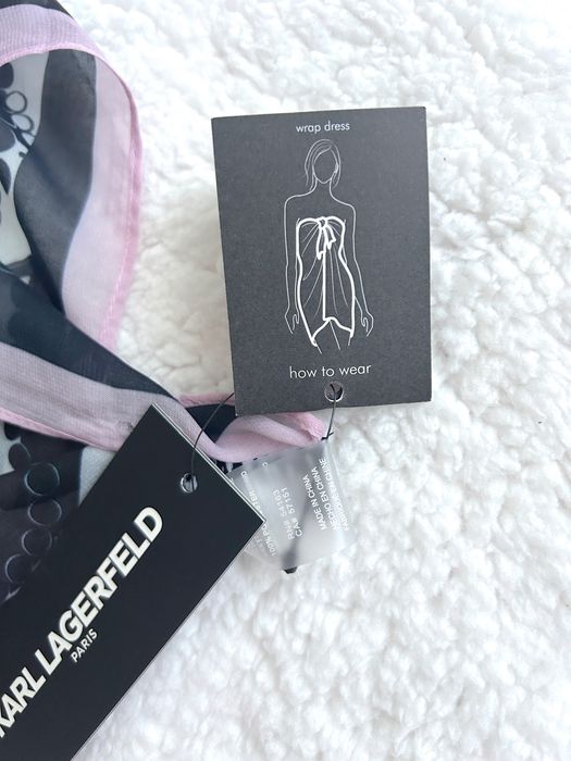 Karl Lagerfeld pareo- chusta