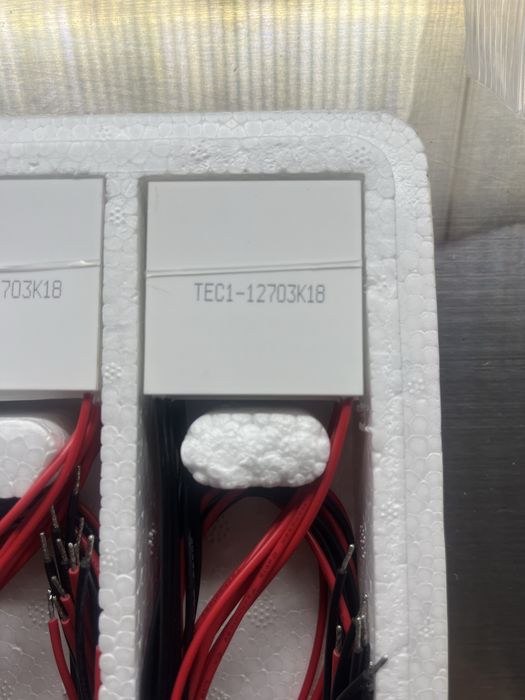 MODUŁ PELTIERA OGNIWO TEC1 12703; TEC1 12704; TEC1 12705; 40X40X 12V