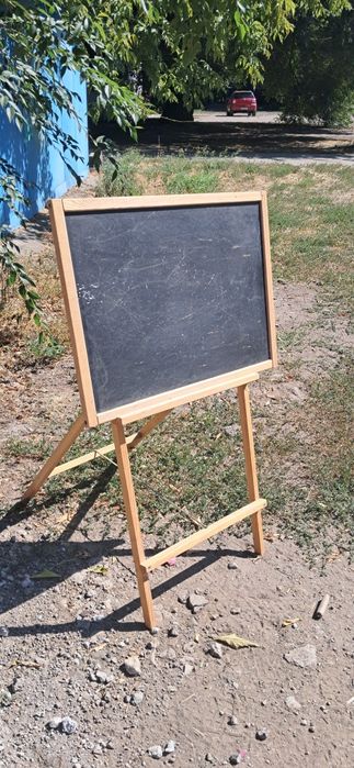 Мольберт детский двусторонний