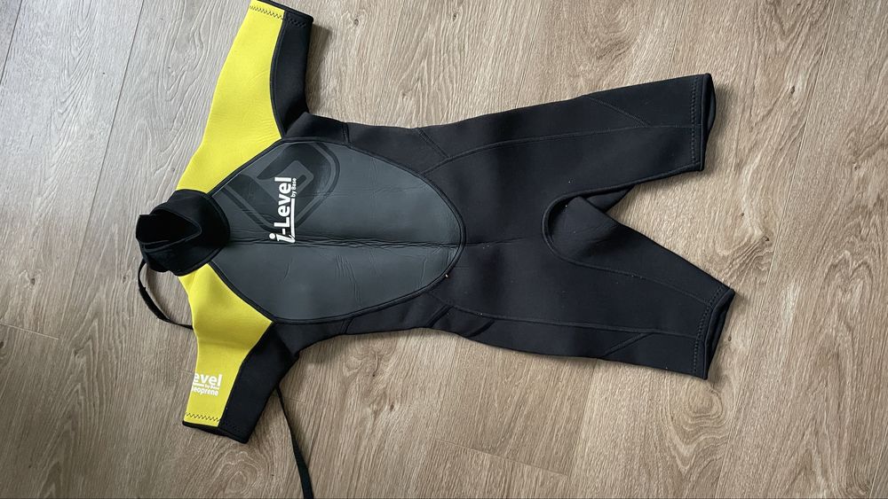 костюм для басейну, костюм для плавання, плавательний костюм