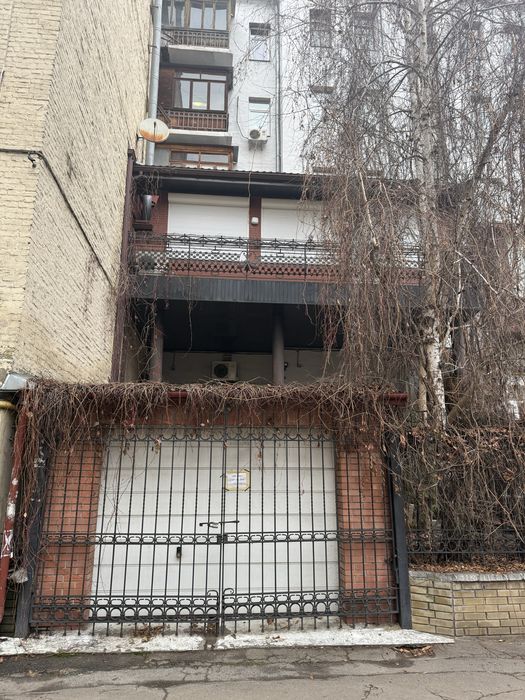 КИЇВ/Саксаганського 29. Продаж 3-кімнатної квартири 125м2/з меблями