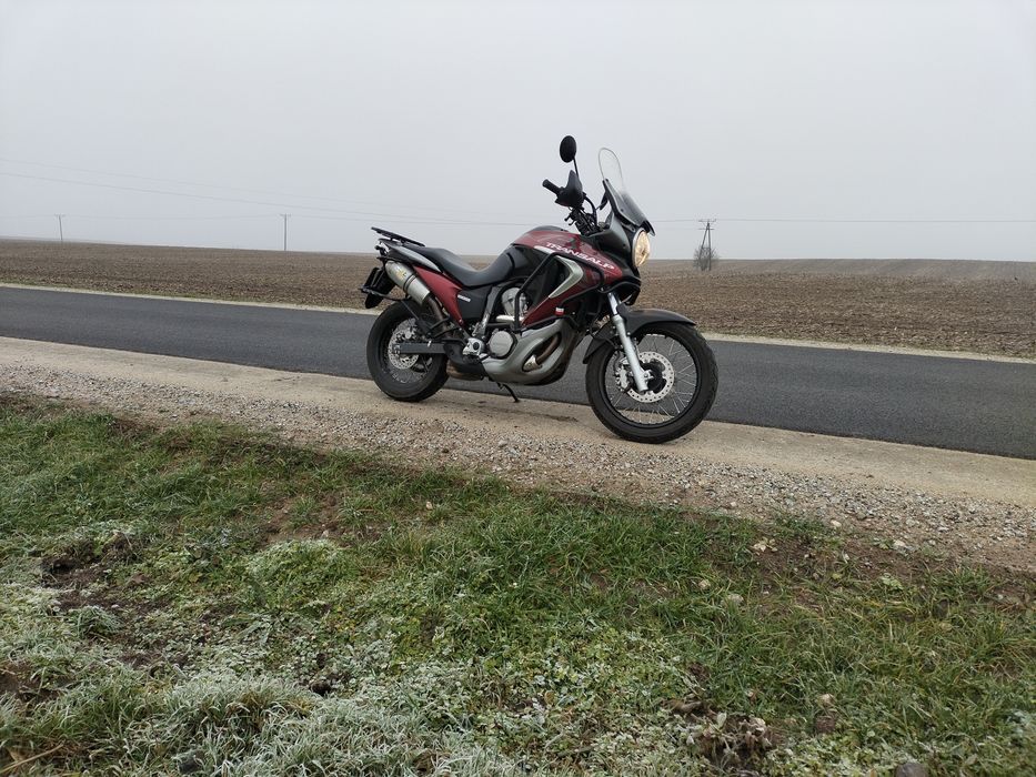 Honda Transalp XL 700 VA