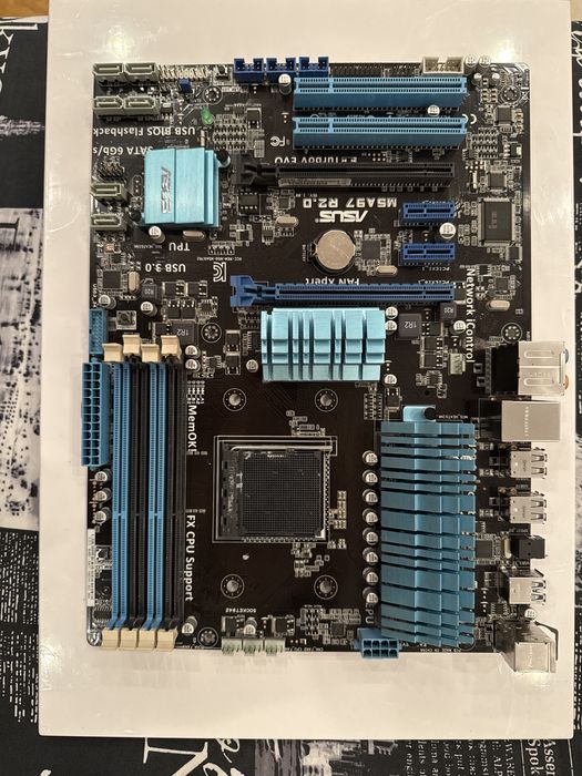 Материнка Asus m5a97 r2.0 turboV evo