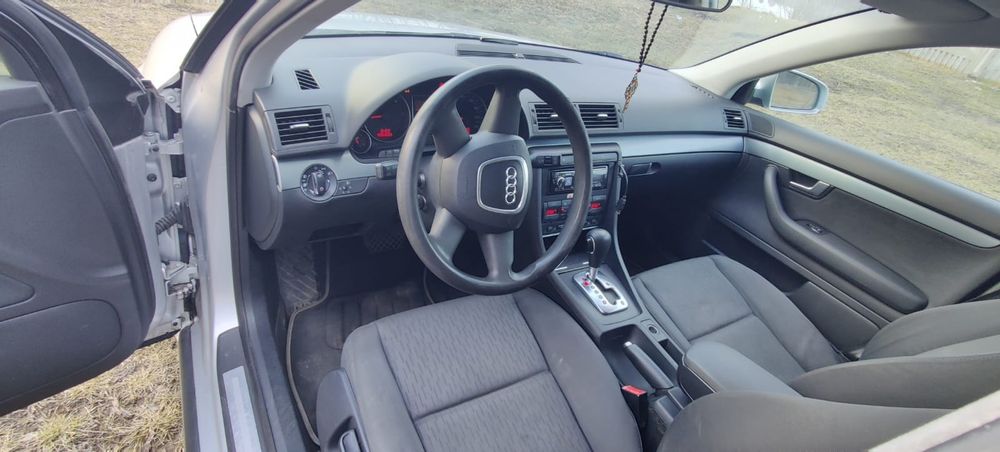 Audi A4B7 2005 автомат