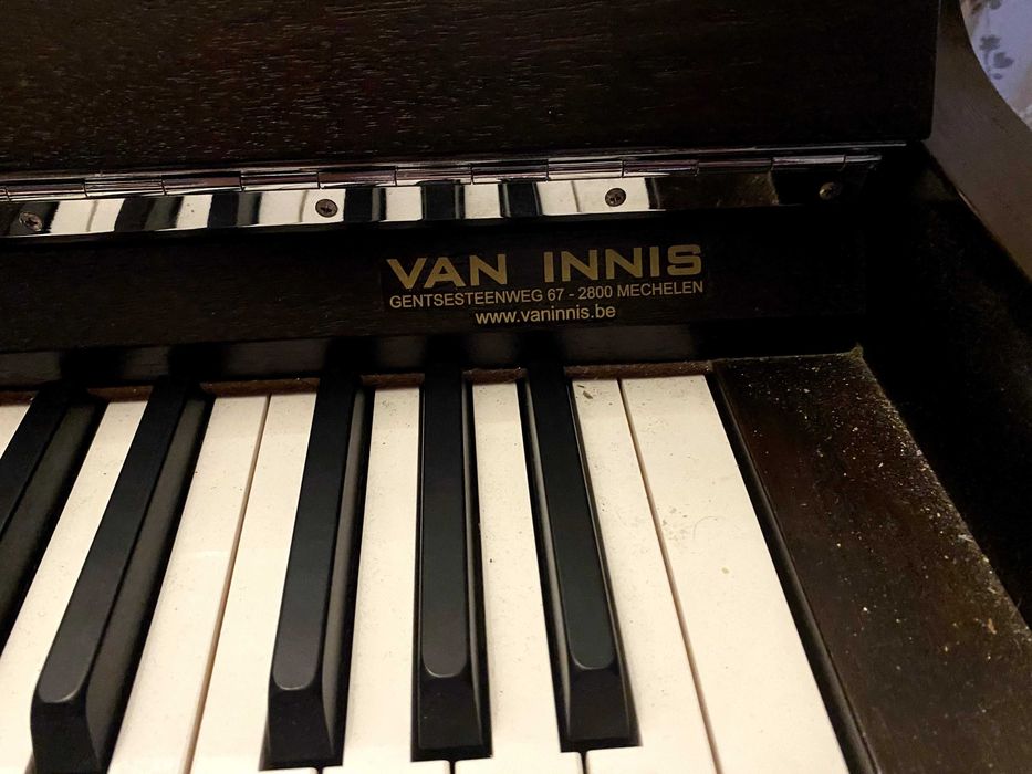 PIanino Kawai Czarne