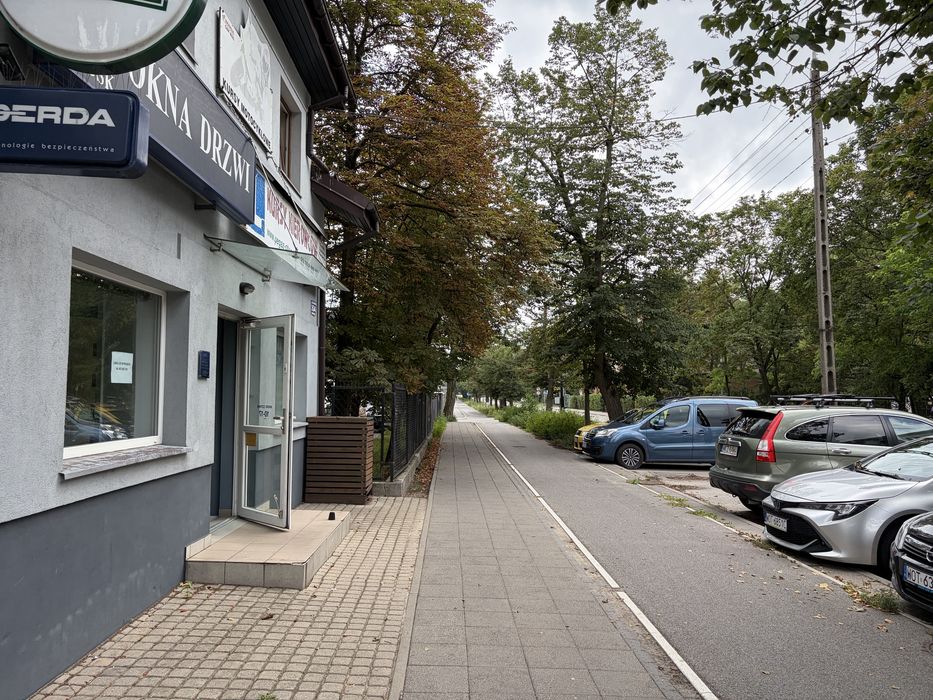 Lokal usługowy  ok 32 m2 Otwock
