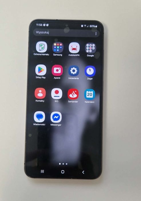Samsung s 24 z akcesoriami