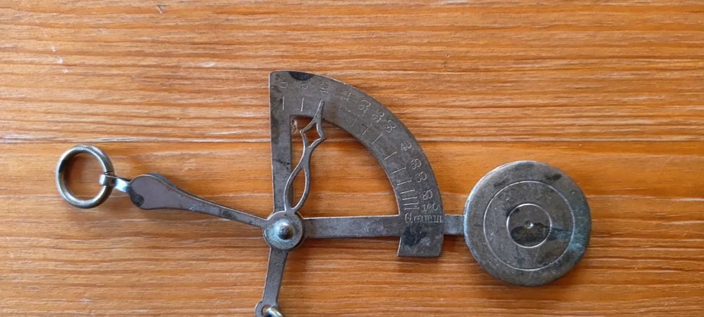 Waga Pocztowa Przechylna, antyk