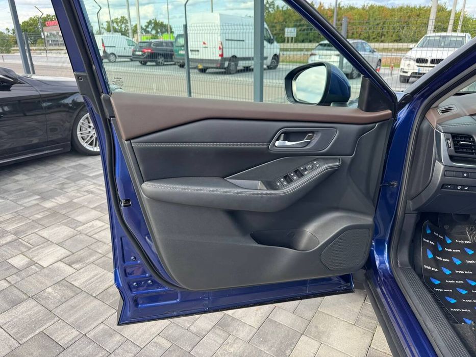 Nissan Rogue 2023 freshauto