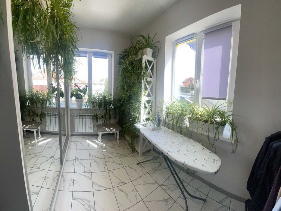 Продаж дому з якісним ремонтом 140 м2 Мархалівка