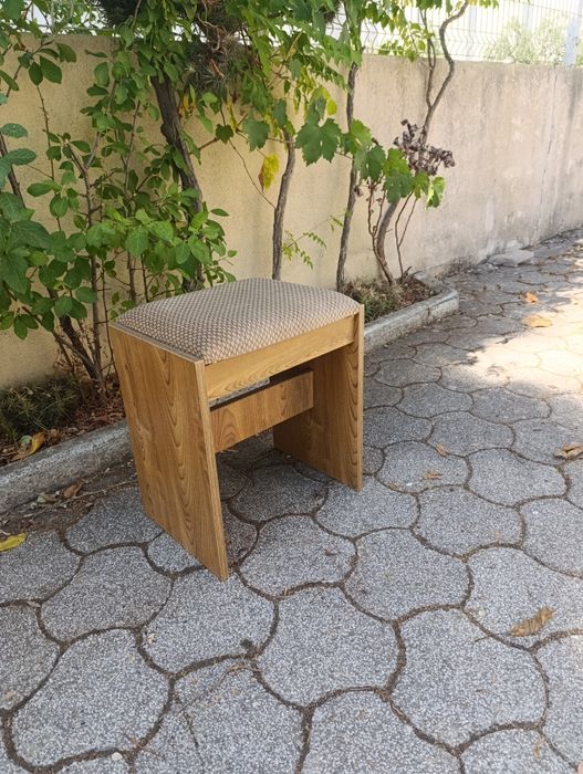 Conjunto de 3 bancos almofadados