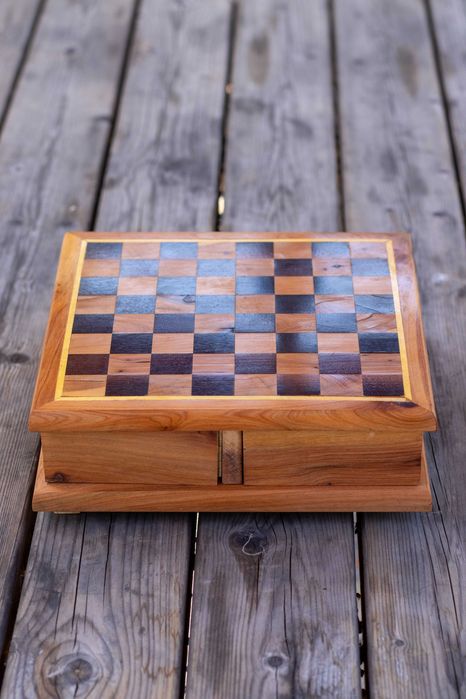 Tabuleiro de xadrez artesanal rotativo