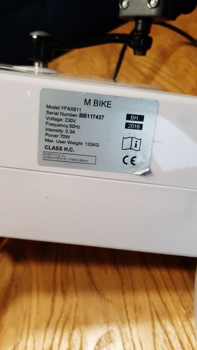 Rower treningowy elektryczny Mbike YFAX611 BH fitness