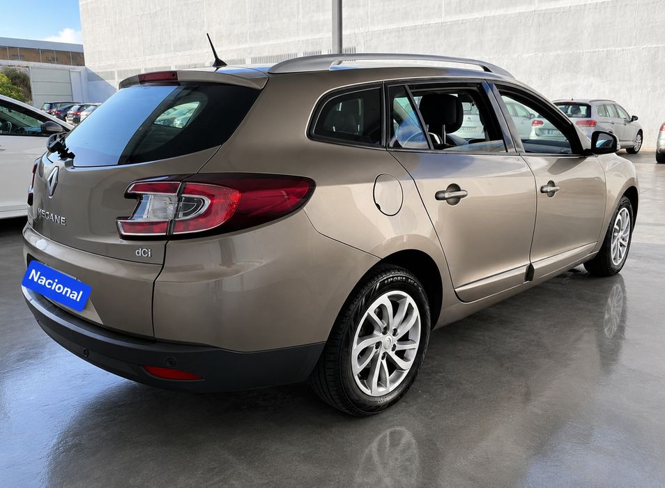 Renault megane breack sport tourer 1.5 dci 110cv 6v versao Limited