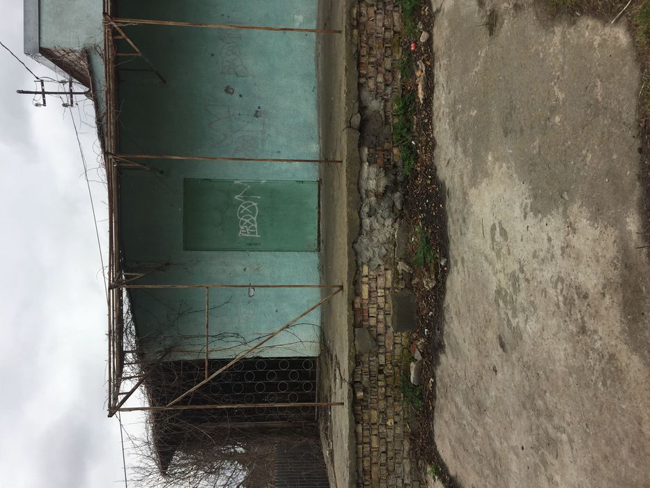 Нежитлова будівля Канів