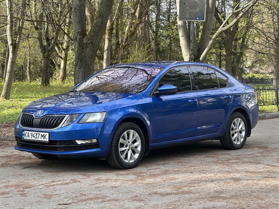 Продам Skoda Octavia A7, 1.6 MPI, АКПП, ГАЗ/Бензин, 2019