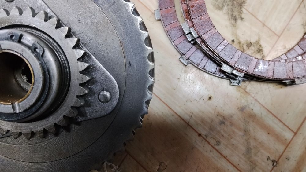 Продам корзину сцепления Ява 638