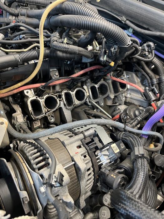 Czyszczenie orzeszkowanie dolotu kanalow klapki kolektor ssacy BMW