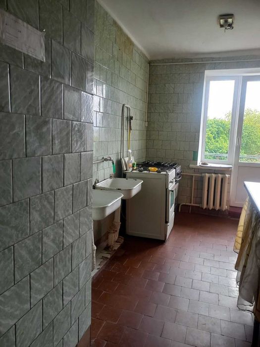 Здам кімнату в гуртожитку р-н Чайка.вул.В.Червонія.