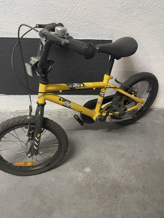 Bicicleta crianca Berg com pouco uso