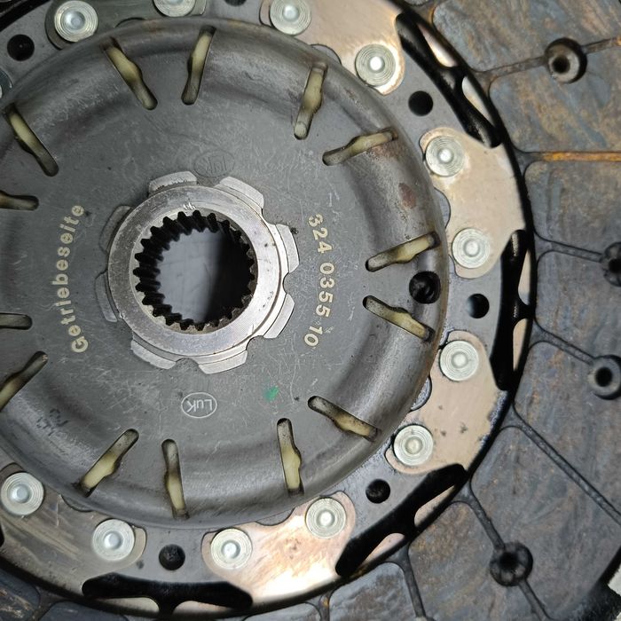 Kompletne sprzęgło koło dwumasowe Audi Seat Skoda VW 2.0 Tdi