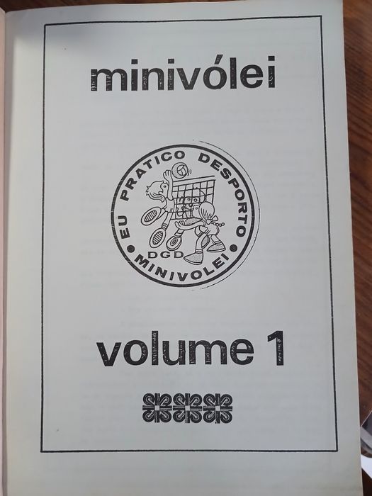 Voleibol-Manual do animador, colaborador técnico 1977