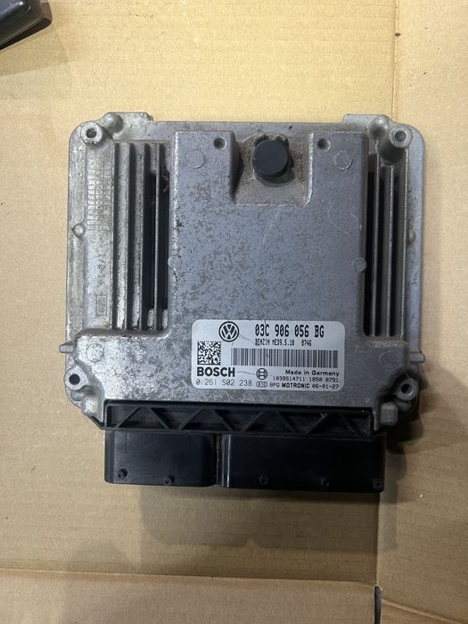 Блок керування двигуном,мозги 1.4 tsi