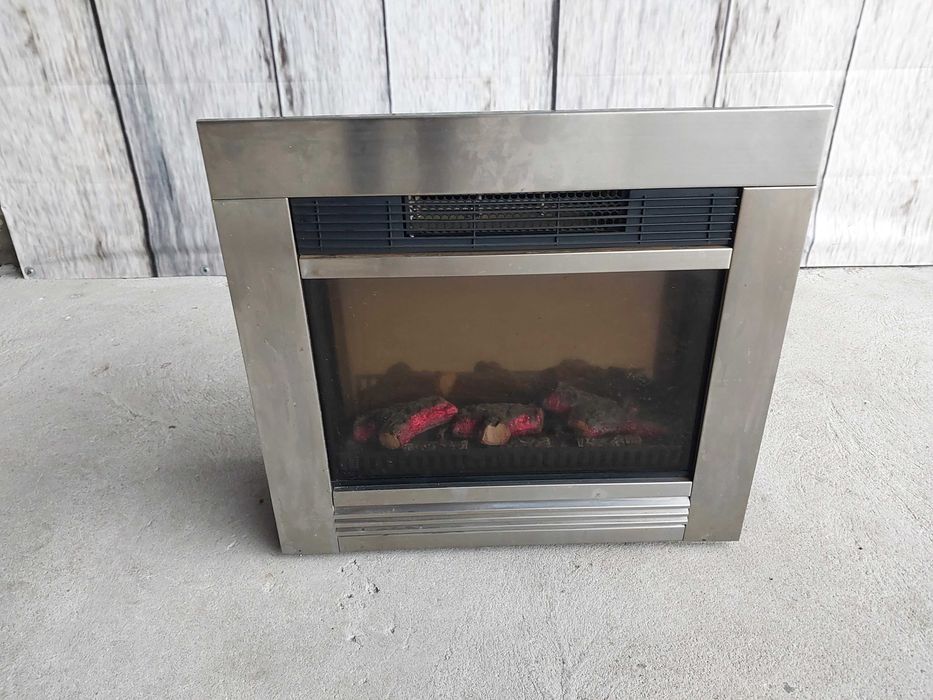 kominek elektryczny /  582