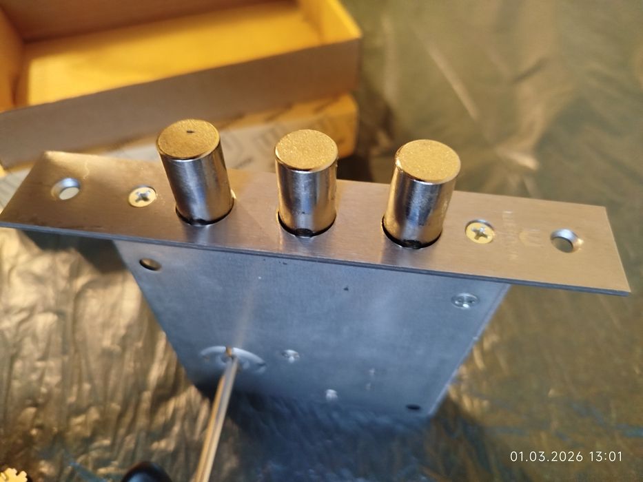 Замок врізний Шерлок 04.02 - S.