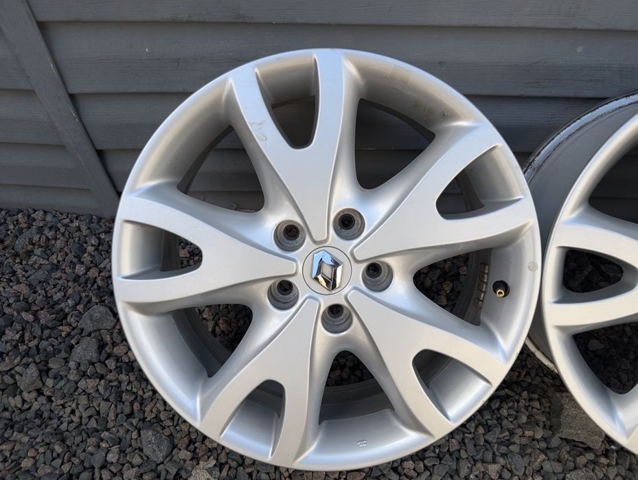 Комплект титанових дисків Renault 5/114.3 R17 5*114.3 17 Nissan Mazda ET40
