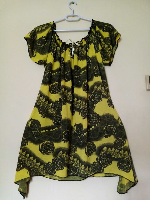 Przepiękna letnia tunika -hiszpanka asymetryczna .