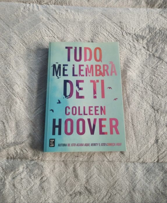 Livro da Collen Hoover