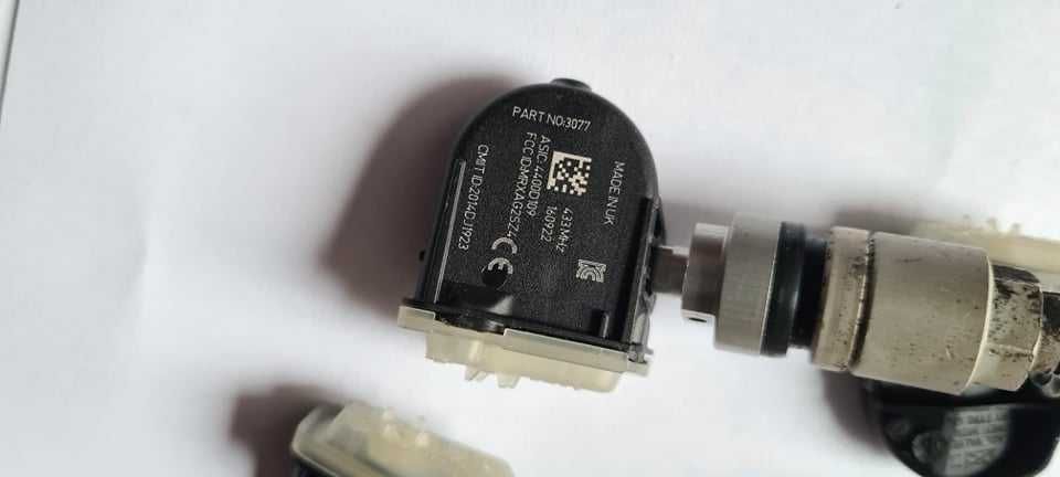 Czujniki ciśnienia powietrza TPMS FORD Focus Mondeo S-Max Fiesta C-max