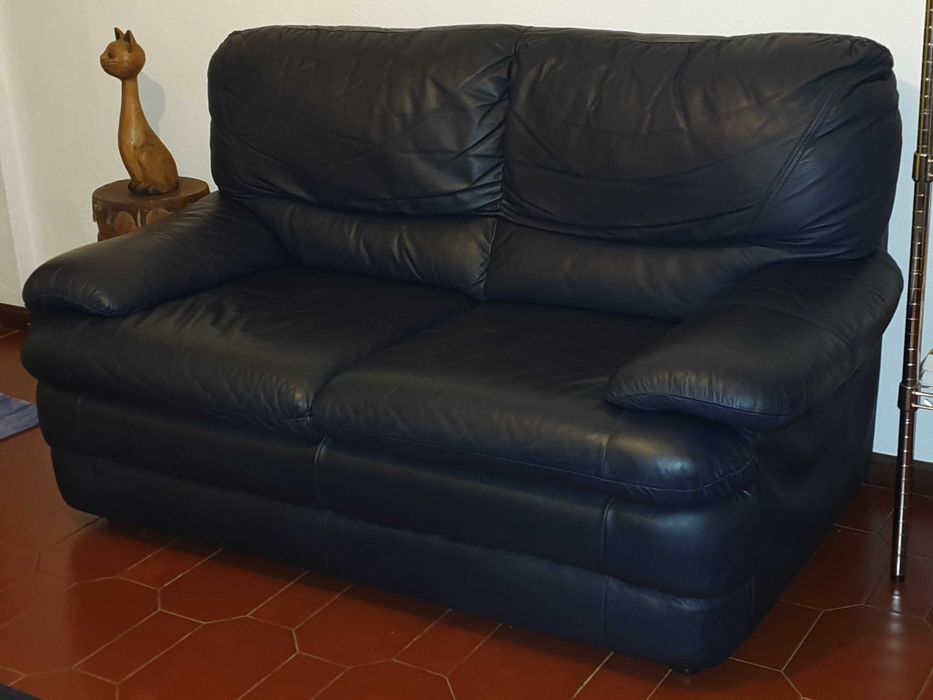 Sofá duplo em pele genuína azul, como novo, a metade do preço