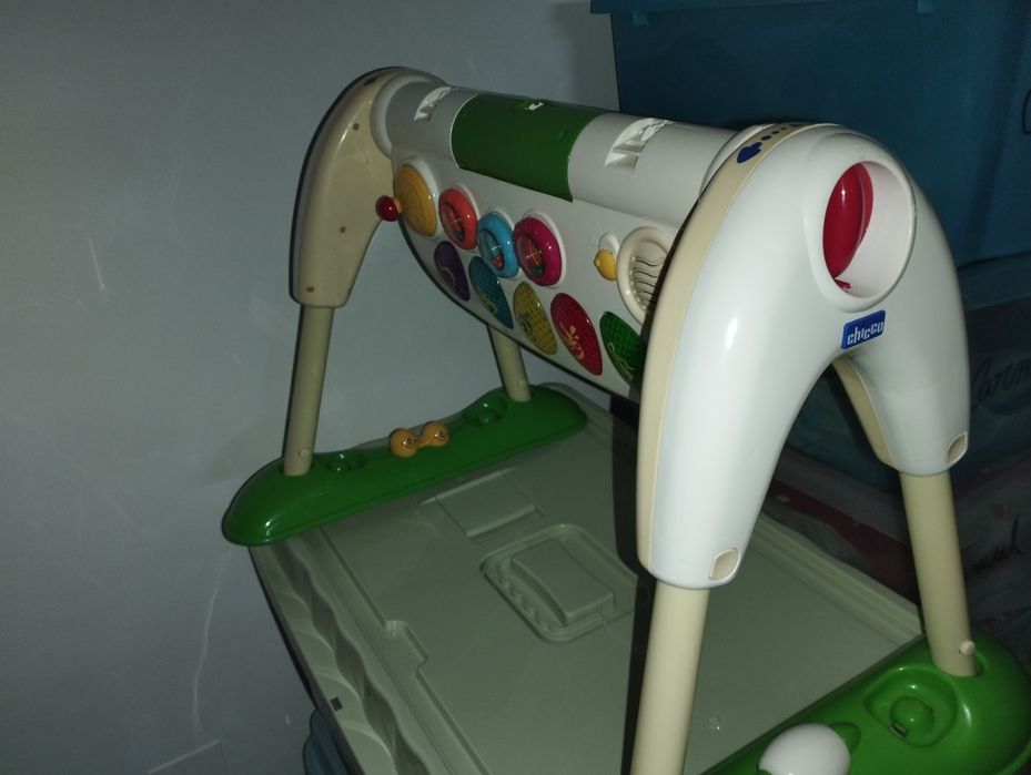 Brinquedo ginásio criança