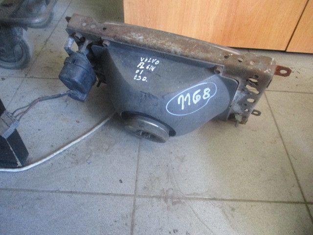 Ótica / farol esquerda VOLVO FL