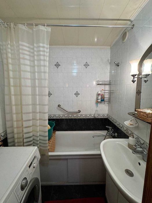 Сдам 3 комнатную  квартиру  жм  Левобережный -3, пр. Мира 5