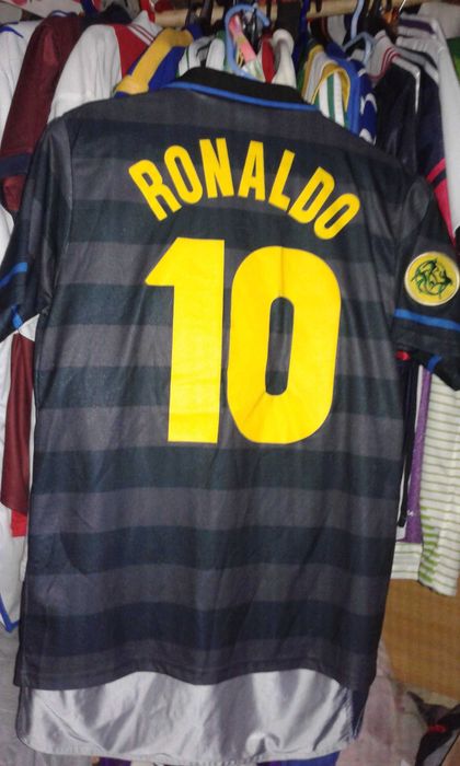 koszulki pilkarskie Inter Ronaldo Barcelona Lech Poznan itp
