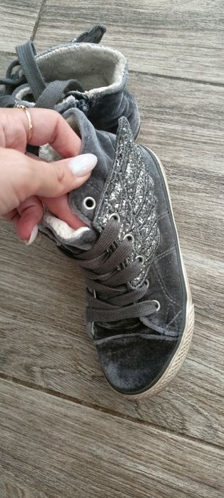 Next trampki r29 Velvet z skrzydełkami