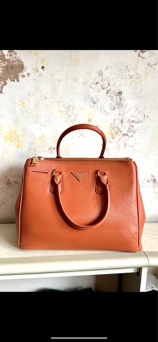 Кожаная Сумка Prada оригинал