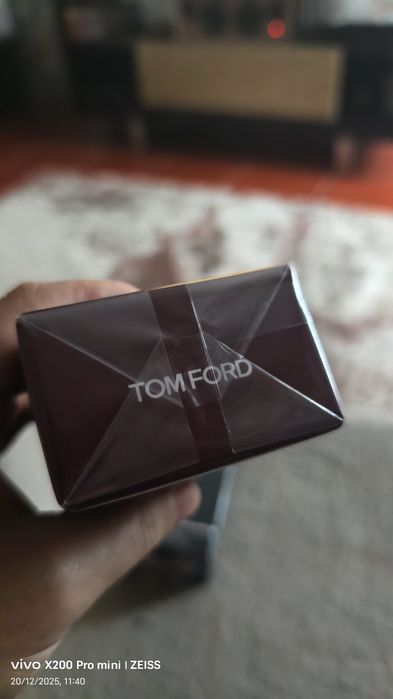 Vendo perfumes tom Ford oud wood e Lost Cherry 100ml selados
